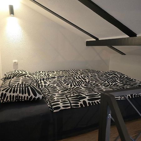 Appartement Kod Dida à Gospić Extérieur photo